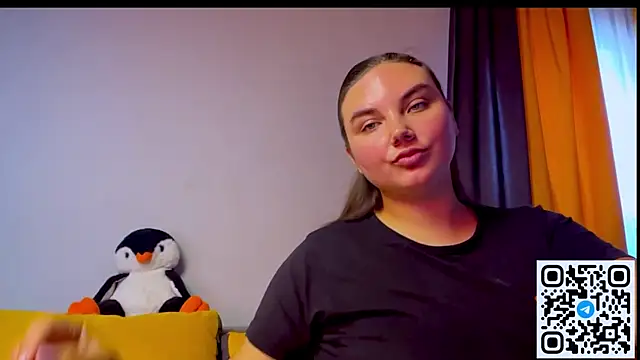 Snapshot of Dreamyblushfairy chatting on 14, 7, 2026 Dreamyblushfairy online show from 14, 7, 2026