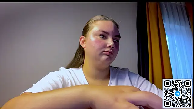 Snapshot of Dreamyblushfairy chatting on 27, 7, 2026 Dreamyblushfairy online show from 27, 7, 2026