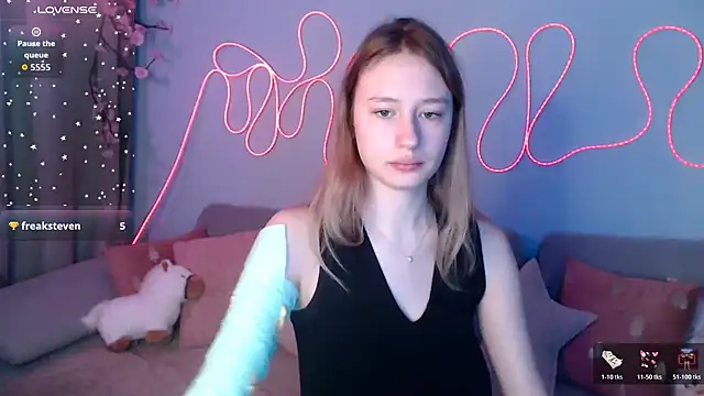 Haley Vixen online show from 22, 12, 2025