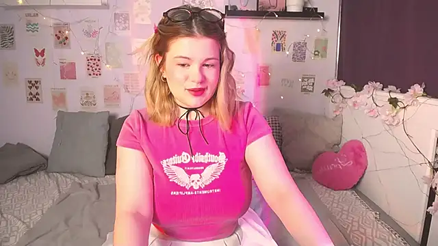 Snapshot of TessPleasure chatting on 31, 1, 2025 TessPleasure online show from 31, 1, 2025