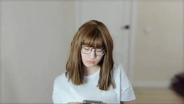 Snapshot of _hannah_baker chatting on 12, 2, 2025 hannah baker online show from 12, 2, 2025
