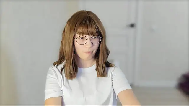 Snapshot of _hannah_baker chatting on 12, 2, 2025 hannah baker online show from 12, 2, 2025