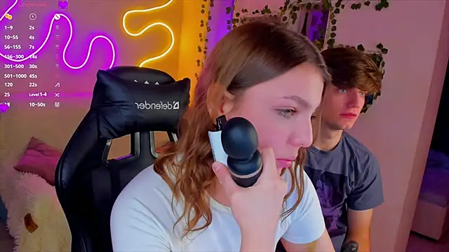 RobertAndLinela online show from 6, 1, 2025