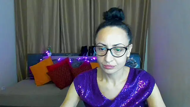 Snapshot of Arianasweety23 chatting on 29, 12, 2024 Arianasweety23 online show from 29, 12, 2024