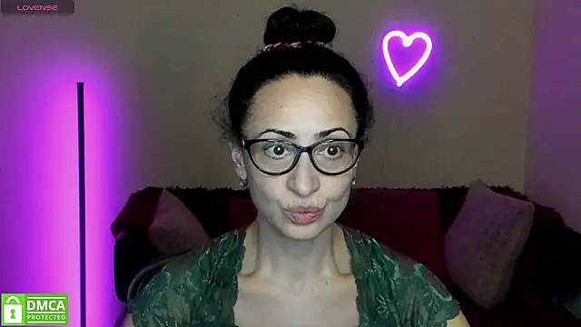 Snapshot of Arianasweety23 chatting on 11, 3, 2025 Arianasweety23 online show from 11, 3, 2025