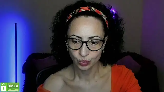 Snapshot of Arianasweety23 chatting on 18, 3, 2025 Arianasweety23 online show from 18, 3, 2025