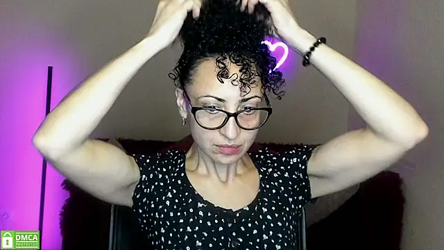 Snapshot of Arianasweety23 chatting on 16, 9, 2025 Arianasweety23 online show from 16, 9, 2025