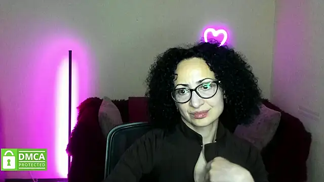 Snapshot of Arianasweety23 chatting on 31, 10, 2025 Arianasweety23 online show from 31, 10, 2025