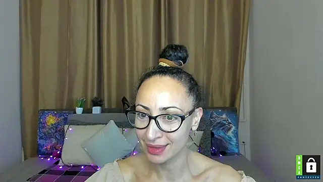 Snapshot of Arianasweety23 chatting on 11, 11, 2025 Arianasweety23 online show from 11, 11, 2025