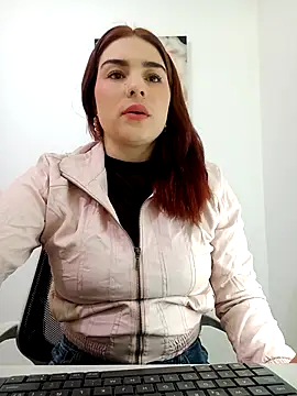 Snapshot of VictoriaMolina chatting on 23, 11, 2025 VictoriaMolina online show from 23, 11, 2025