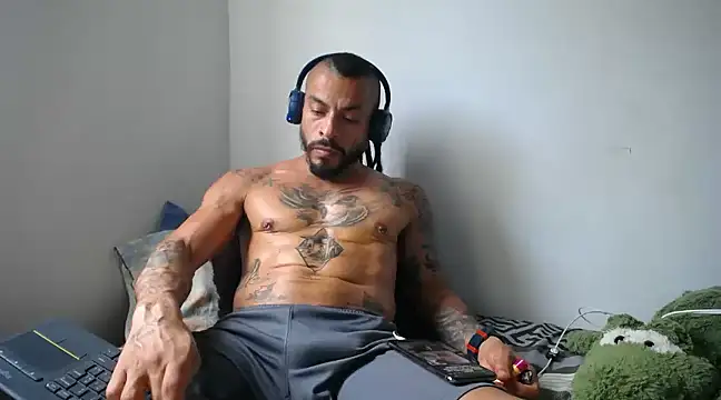 Snapshot of callme_douglas chatting on 29, 1, 2025 callme douglas online show from 29, 1, 2025