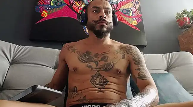 Snapshot of callme_douglas chatting on 14, 3, 2025 callme douglas online show from 14, 3, 2025