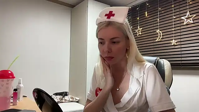 yunasuka online show from 15, 1, 2025