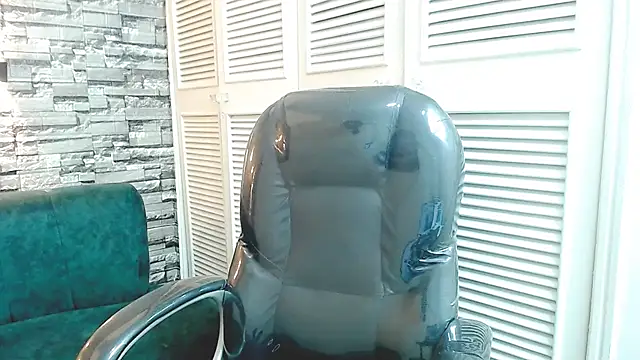 Warning Boy online show from 29, 12, 2024