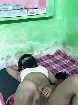 Snapshot of Coupleshow47 chatting on 19, 9, 2025 Coupleshow47 online show from 19, 9, 2025