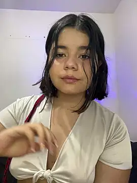 Snapshot of pretty_angela1 chatting on 24, 12, 2024 pretty angela1 online show from 24, 12, 2024