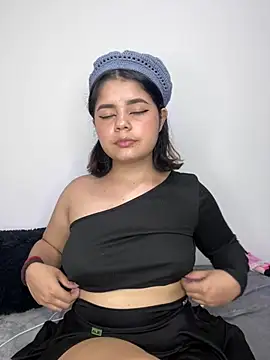 Snapshot of pretty_angela1 chatting on 3, 2, 2025 pretty angela1 online show from 3, 2, 2025