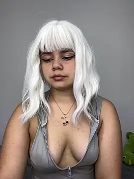 Snapshot of pretty_angela1 chatting on 12, 3, 2025 pretty angela1 online show from 12, 3, 2025