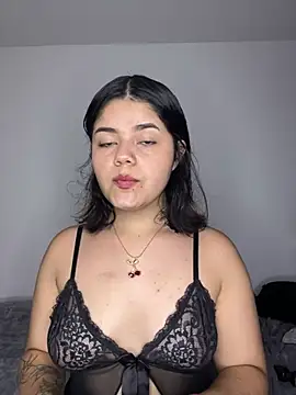 Snapshot of pretty_angela1 chatting on 16, 3, 2025 pretty angela1 online show from 16, 3, 2025