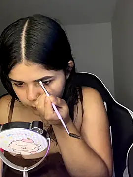 Snapshot of pretty_angela1 chatting on 13, 9, 2025 pretty angela1 online show from 13, 9, 2025