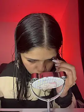 Snapshot of pretty_angela1 chatting on 11, 11, 2025 pretty angela1 online show from 11, 11, 2025