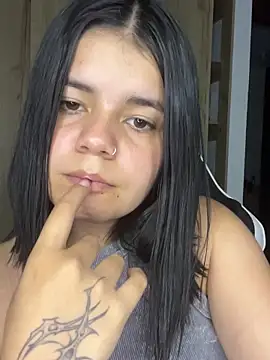 Snapshot of pretty_angela1 chatting on 30, 11, 2025 pretty angela1 online show from 30, 11, 2025