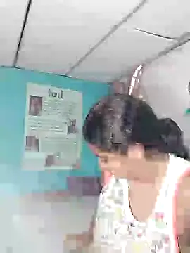 Snapshot of cleo_lincy13 chatting on 29, 12, 2024 cleo lincy13 online show from 29, 12, 2024