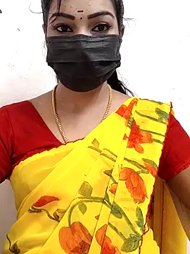 Snapshot of meena_27 chatting on 17, 9, 2025 meena 27 online show from 17, 9, 2025