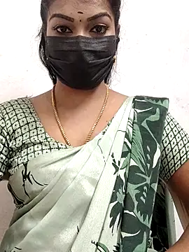 Snapshot of meena_27 chatting on 23, 10, 2025 meena 27 online show from 23, 10, 2025