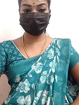 Snapshot of meena_27 chatting on 26, 10, 2025 meena 27 online show from 26, 10, 2025