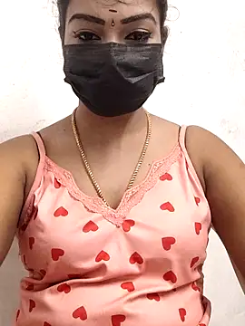 Snapshot of meena_27 chatting on 30, 10, 2025 meena 27 online show from 30, 10, 2025