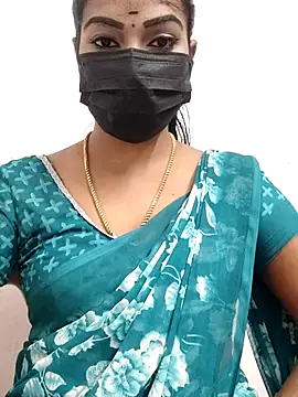 Snapshot of meena_27 chatting on 4, 11, 2025 meena 27 online show from 4, 11, 2025