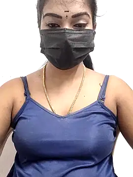 Snapshot of meena_27 chatting on 4, 11, 2025 meena 27 online show from 4, 11, 2025