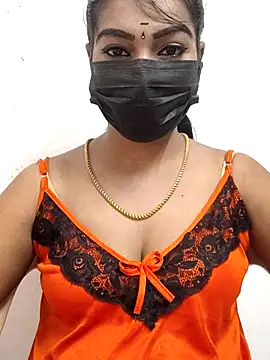 Snapshot of meena_27 chatting on 9, 11, 2025 meena 27 online show from 9, 11, 2025