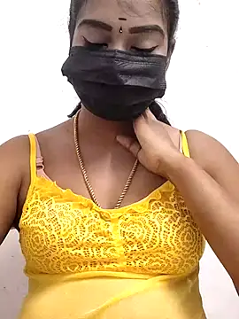 Snapshot of meena_27 chatting on 12, 11, 2025 meena 27 online show from 12, 11, 2025