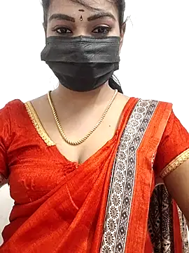 Snapshot of meena_27 chatting on 13, 11, 2025 meena 27 online show from 13, 11, 2025