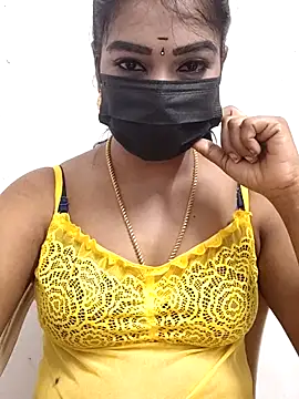 Snapshot of meena_27 chatting on 23, 11, 2025 meena 27 online show from 23, 11, 2025