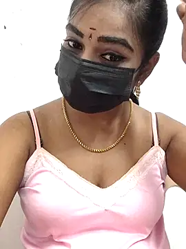 Snapshot of meena_27 chatting on 25, 11, 2025 meena 27 online show from 25, 11, 2025