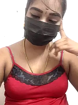 Snapshot of meena_27 chatting on 30, 11, 2025 meena 27 online show from 30, 11, 2025