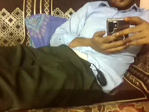 Snapshot of indihotguy chatting on 11, 5, 2026 indihotguy online show from 11, 5, 2026