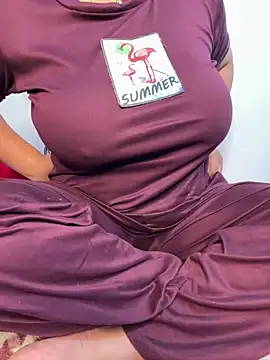 Snapshot of tanvihot2 chatting on 17, 2, 2025 tanvihot2 online show from 17, 2, 2025