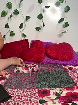 Snapshot of tanvihot2 chatting on 14, 10, 2025 tanvihot2 online show from 14, 10, 2025