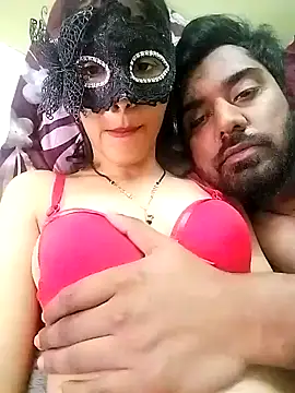 insta hotpair online show from 4, 2, 2025