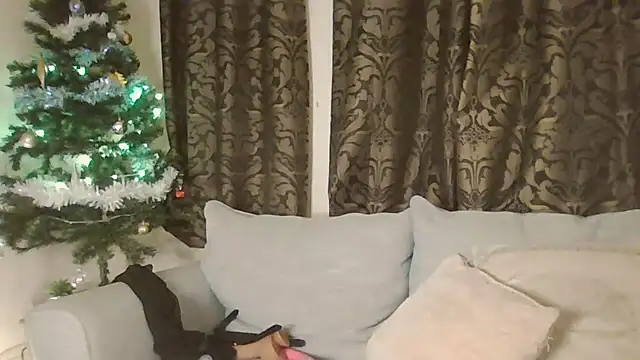 DDnaughty online show from 1, 12, 2025