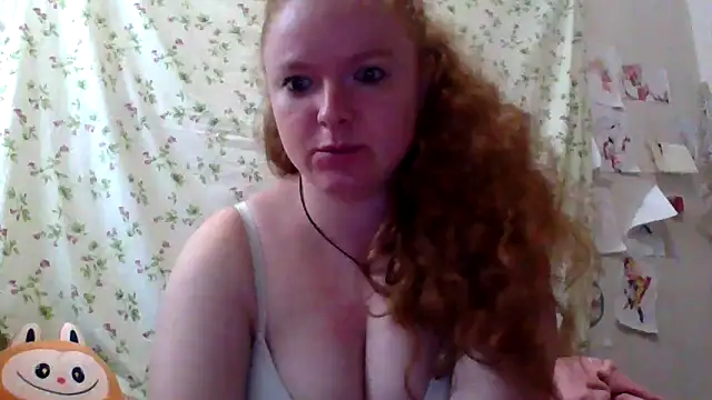 Snapshot of Rae_Jeannie chatting on 8, 6, 2026 Rae Jeannie online show from 8, 6, 2026