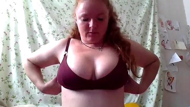 Snapshot of Rae_Jeannie chatting on 16, 6, 2026 Rae Jeannie online show from 16, 6, 2026