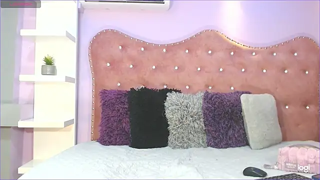 Snapshot of Annabelle-Villareal chatting on 13, 2, 2025 Annabelle-Villareal online show from 13, 2, 2025