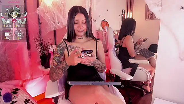 Snapshot of Nathalia_Stone chatting on 3, 10, 2025 Nathalia Stone online show from 3, 10, 2025