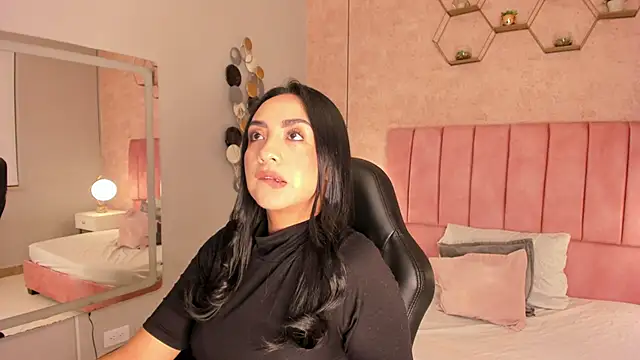 Snapshot of MAGIC_AURORAA chatting on 11, 3, 2025 MAGIC AURORAA online show from 11, 3, 2025