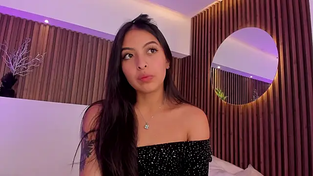 Snapshot of Camila_dupont chatting on 19, 2, 2025 Camila dupont online show from 19, 2, 2025